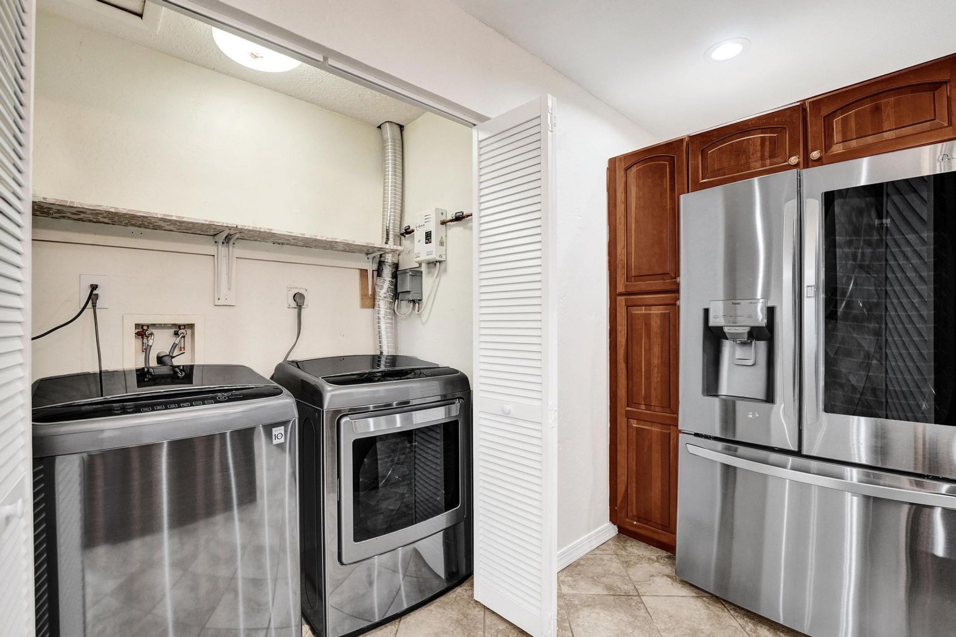 300 SW 19th Avenue, Fort Lauderdale, FL 33312 Photo