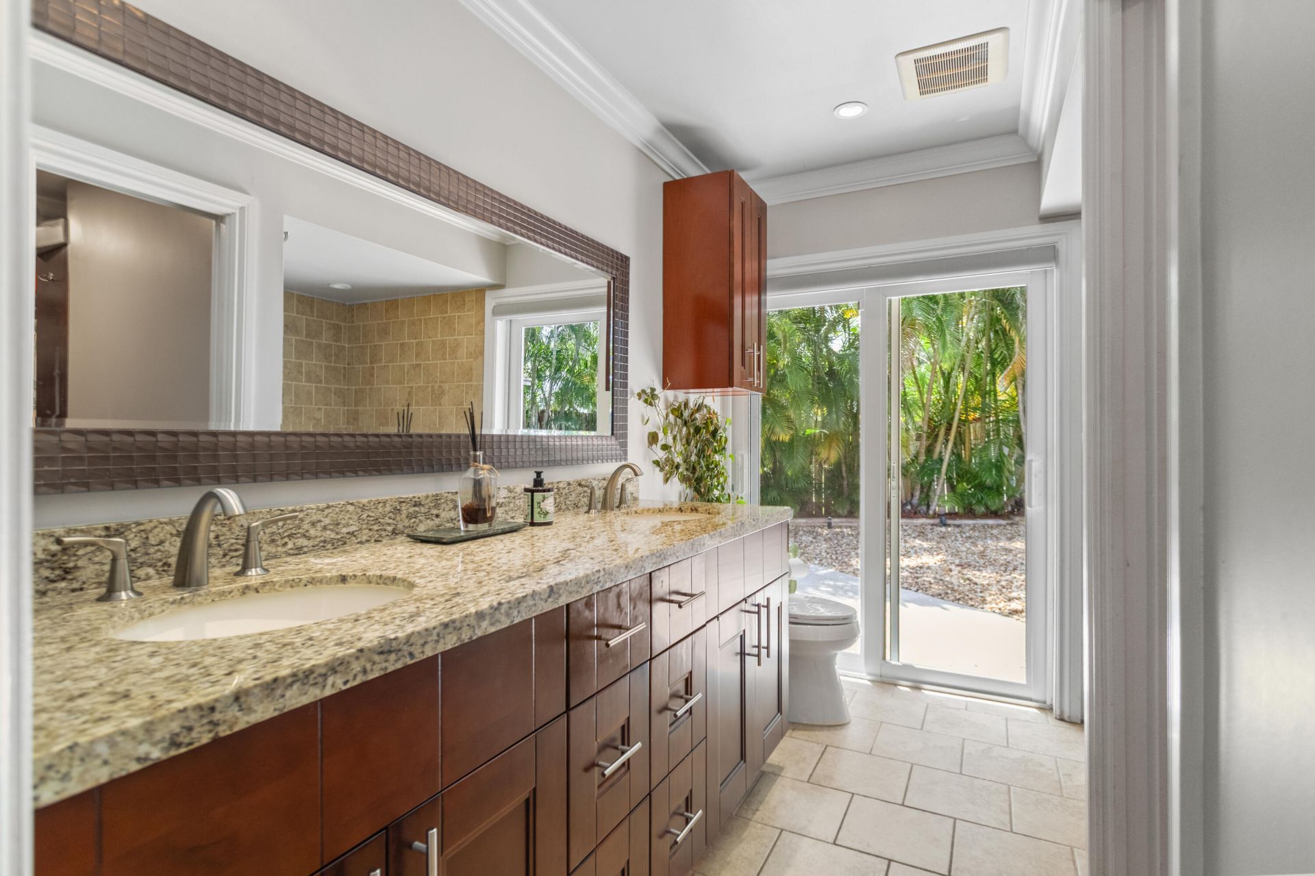4050 NW 7th Lane, Delray Beach, FL 33445 Photo