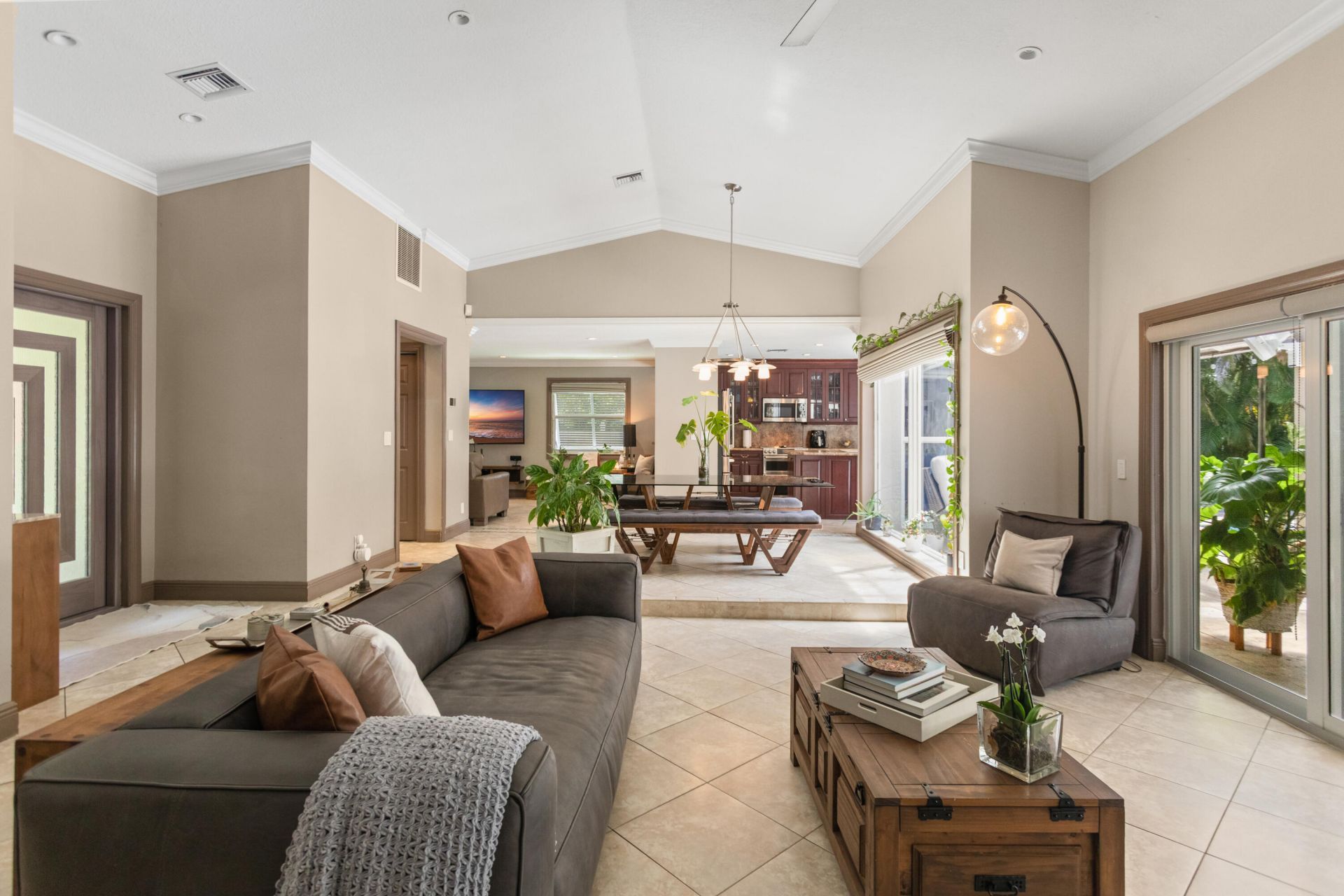 4050 NW 7th Lane, Delray Beach, FL 33445 Photo