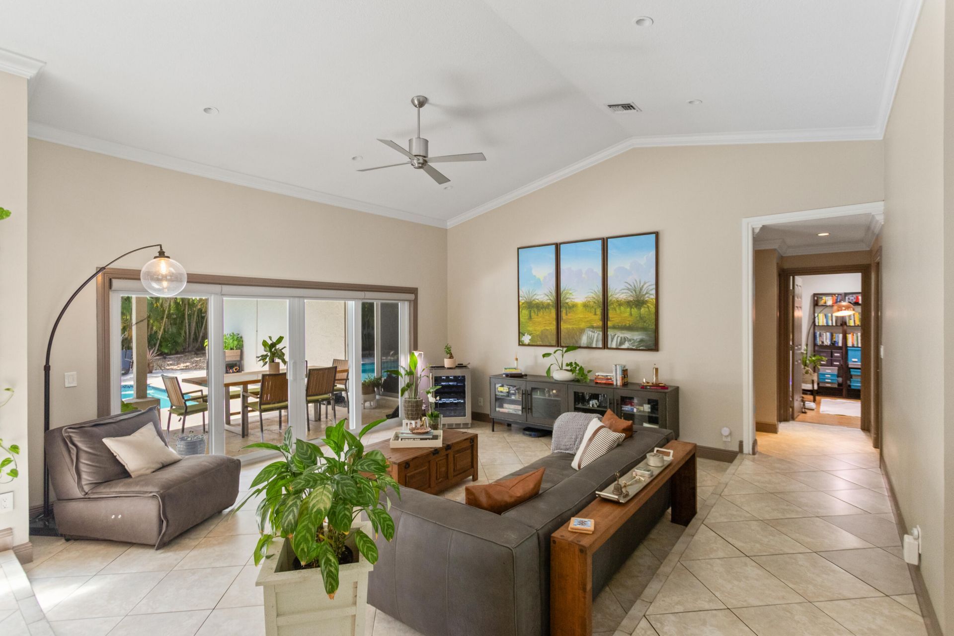 4050 NW 7th Lane, Delray Beach, FL 33445 Photo
