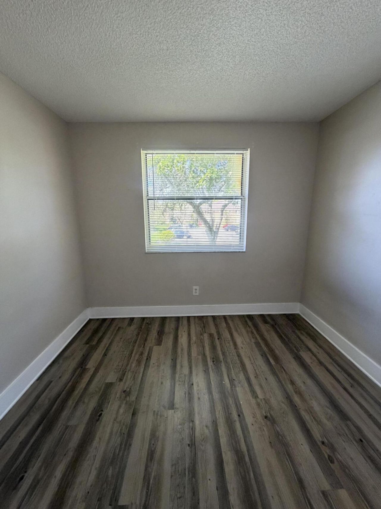 729 NW 103rd Terrace, Unit 201, Pembroke Pines, FL 33026 Photo