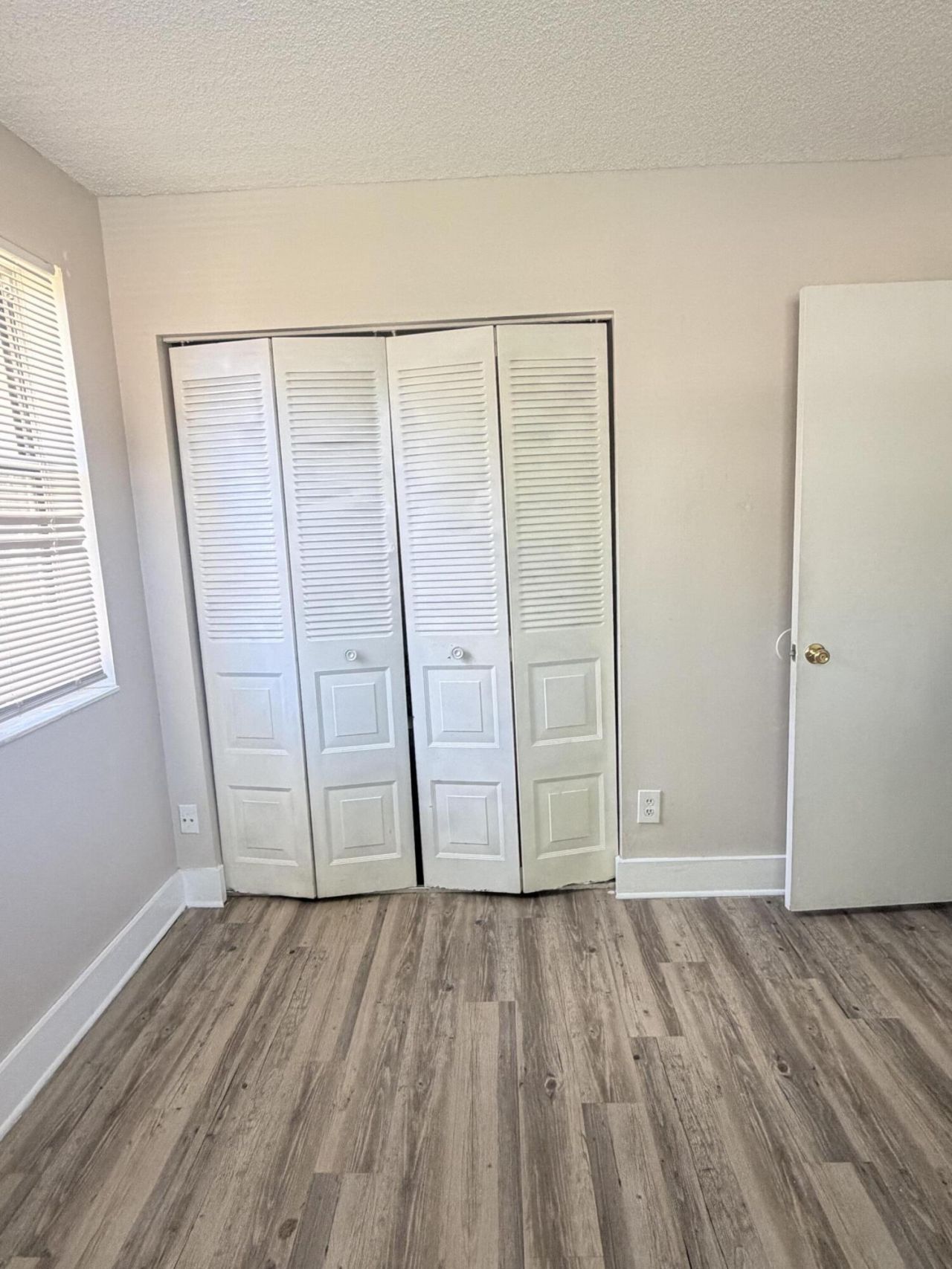 729 NW 103rd Terrace, Unit 201, Pembroke Pines, FL 33026 Photo