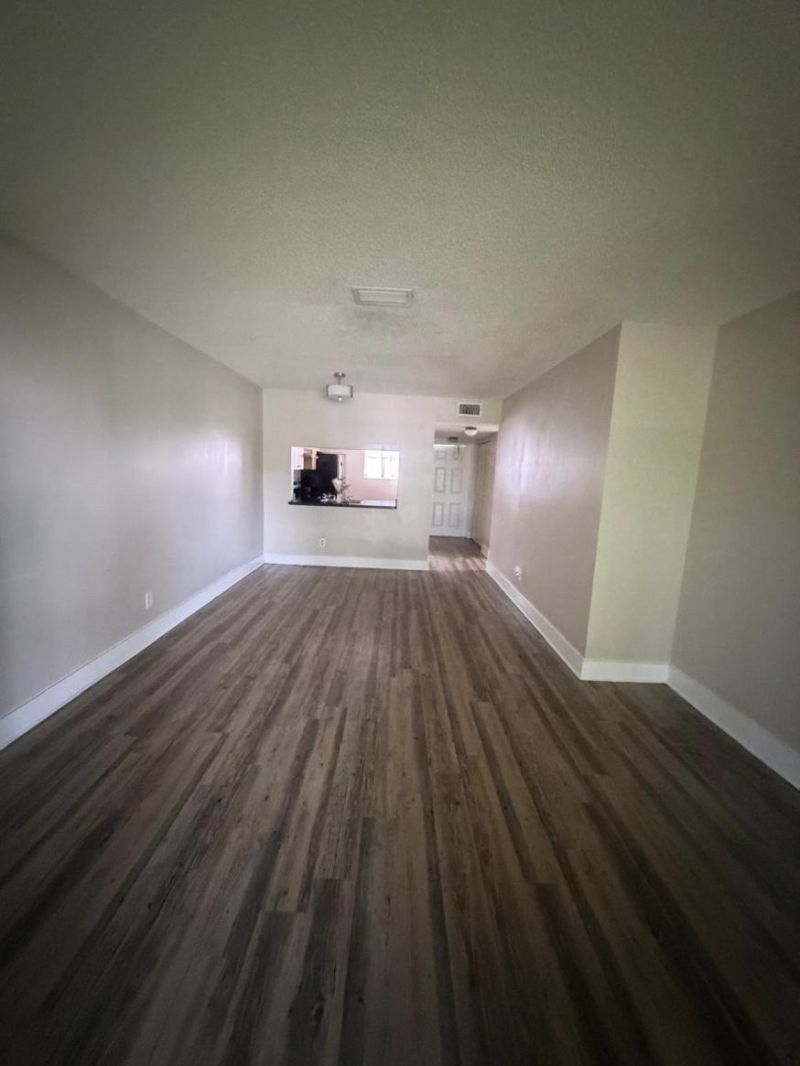 729 NW 103rd Terrace, Unit 201, Pembroke Pines, FL 33026 Photo