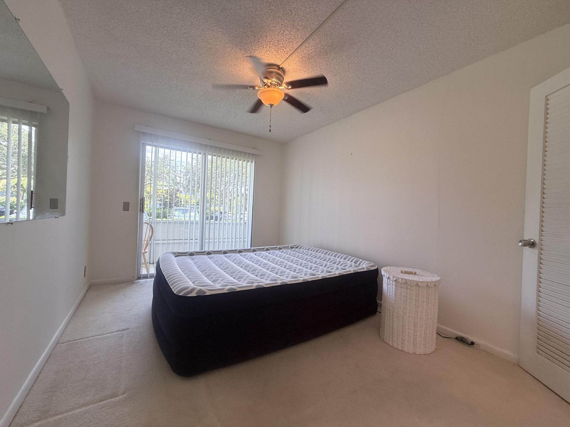 52 Mansfield B, Unit B, Boca Raton, FL 33434 Photo