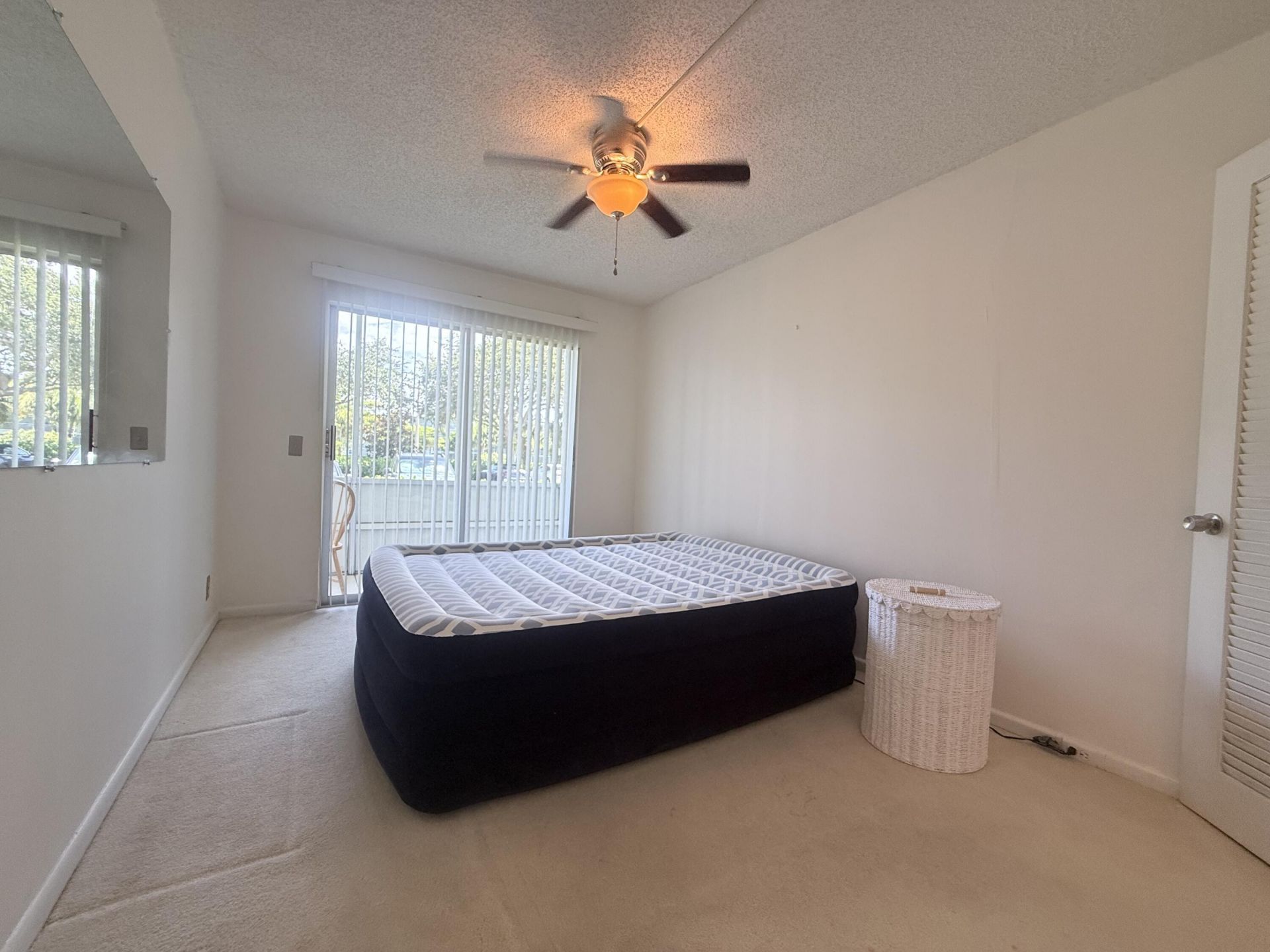 52 Mansfield B, Unit B, Boca Raton, FL 33434 Photo
