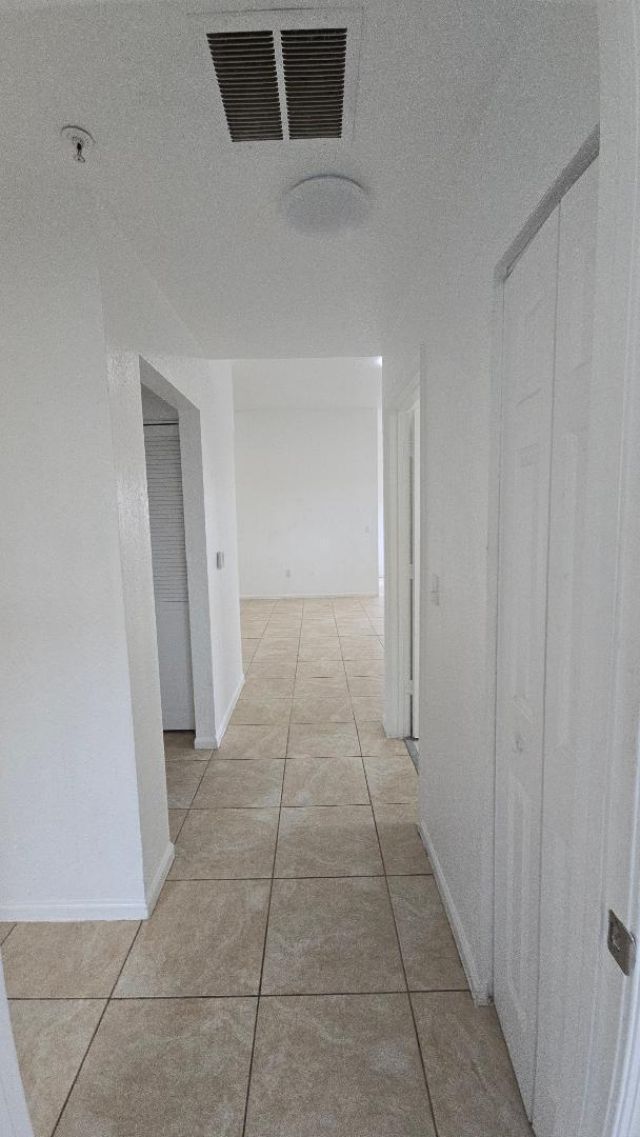 2801 Riverside Drive, Unit 105-S, Coral Springs, FL 33065 Photo