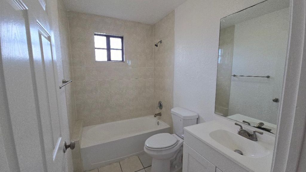 2801 Riverside Drive, Unit 105-S, Coral Springs, FL 33065 Photo