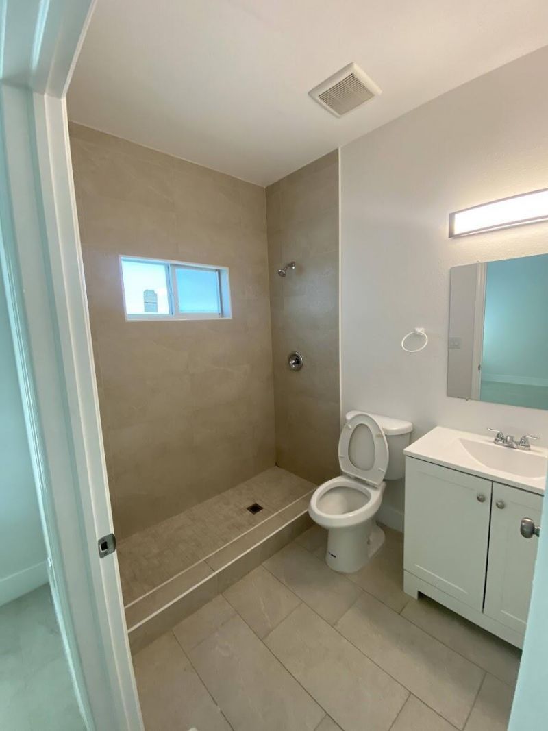 2594 NW 20th Street, Unit B, Fort Lauderdale, FL 33311 Photo