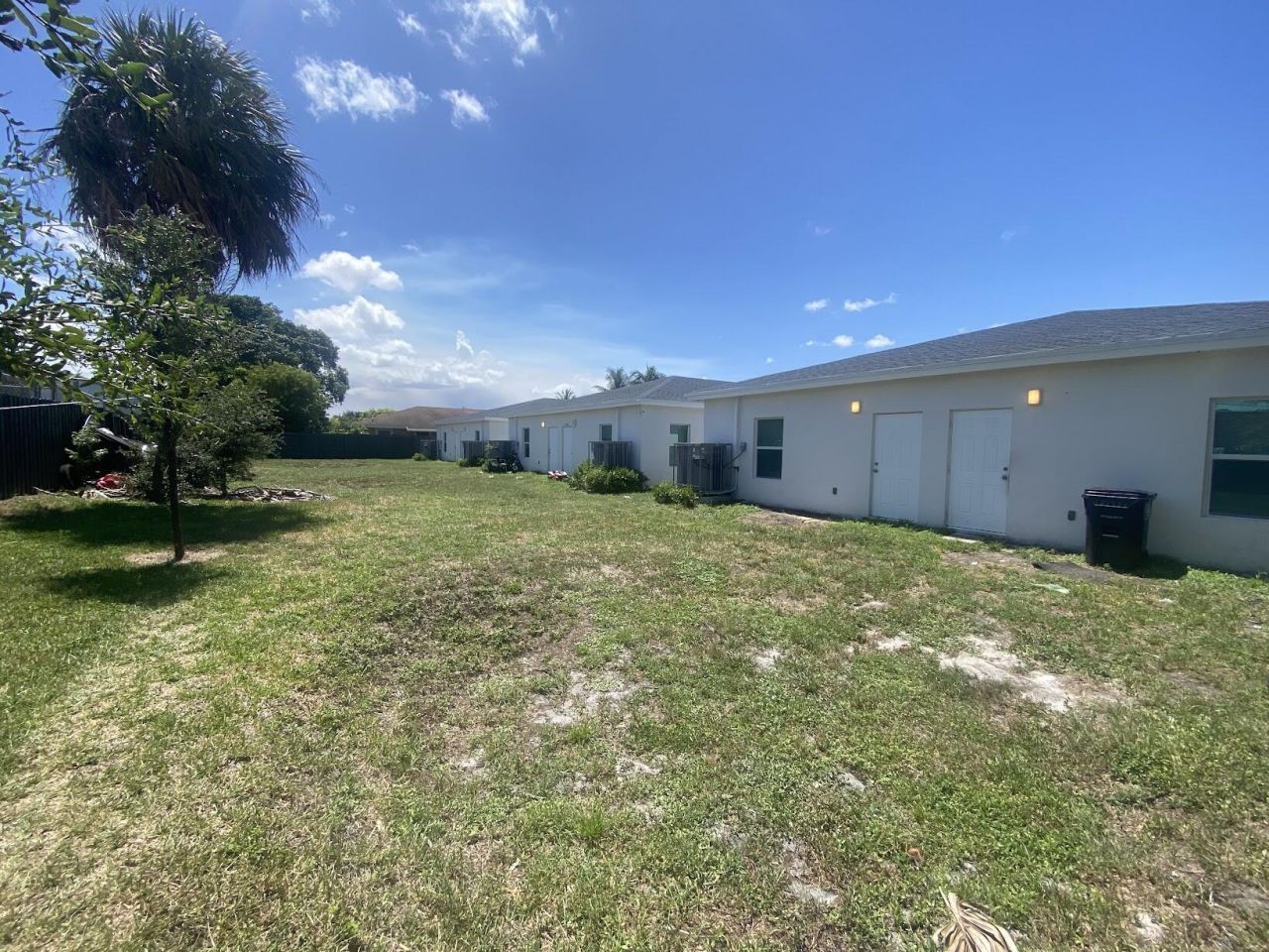 2594 NW 20th Street, Unit B, Fort Lauderdale, FL 33311 Photo
