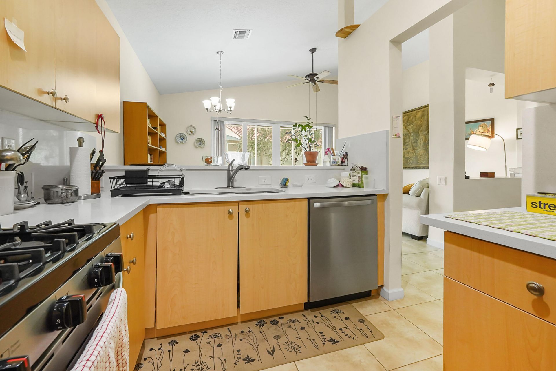 390 NW Breezy Point Loop, Port Saint Lucie, FL 34986 Photo