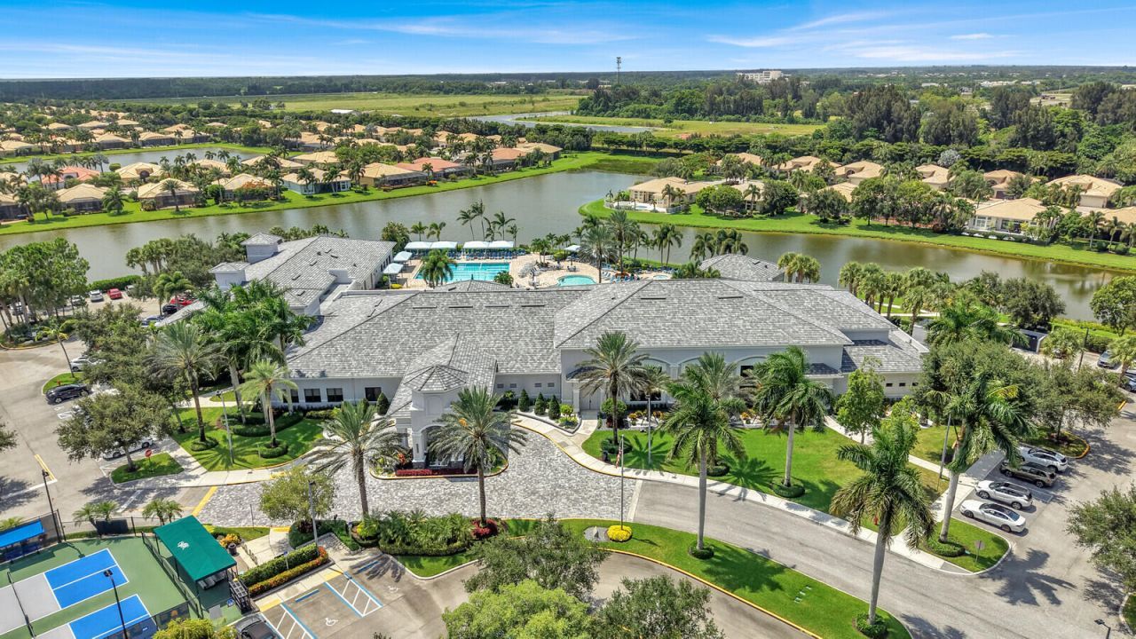 10469 Whitewind Circle, Boynton Beach, FL 33473 Photo