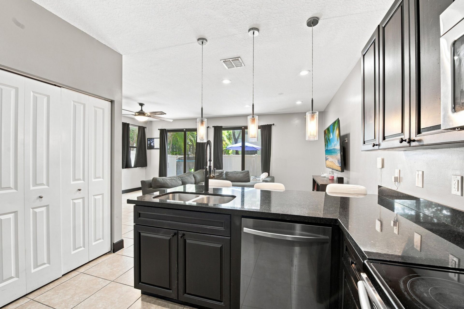 4817 NW 59th Street, Tamarac, FL 33319 Photo