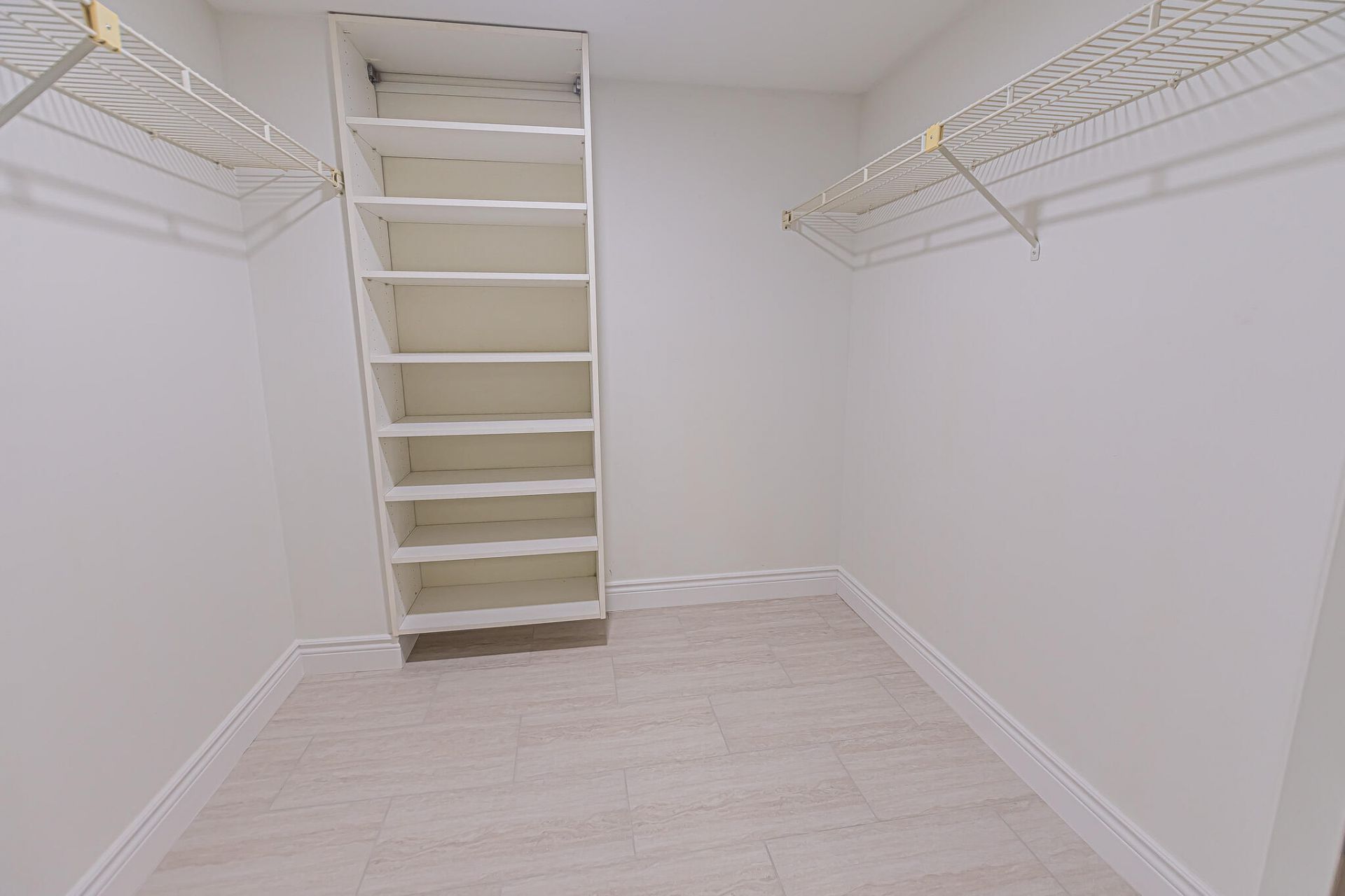 5047 N Hwy A1a, Unit #705, Hutchinson Island, FL 34949 Photo