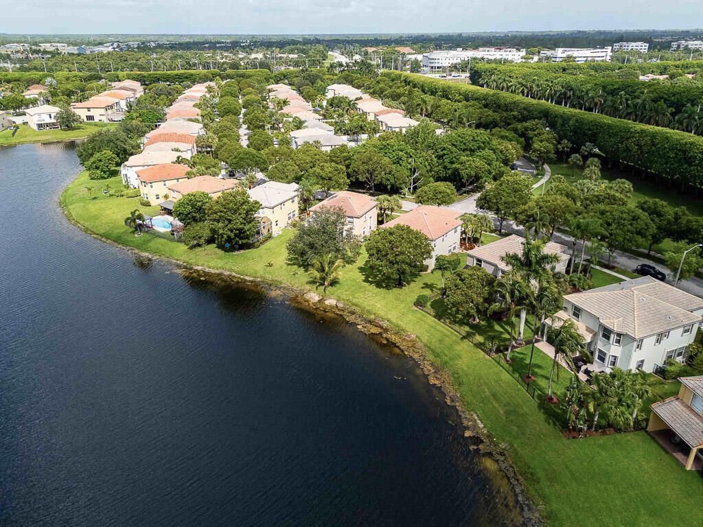 9776 Woodworth Court, Wellington, FL 33414 Photo