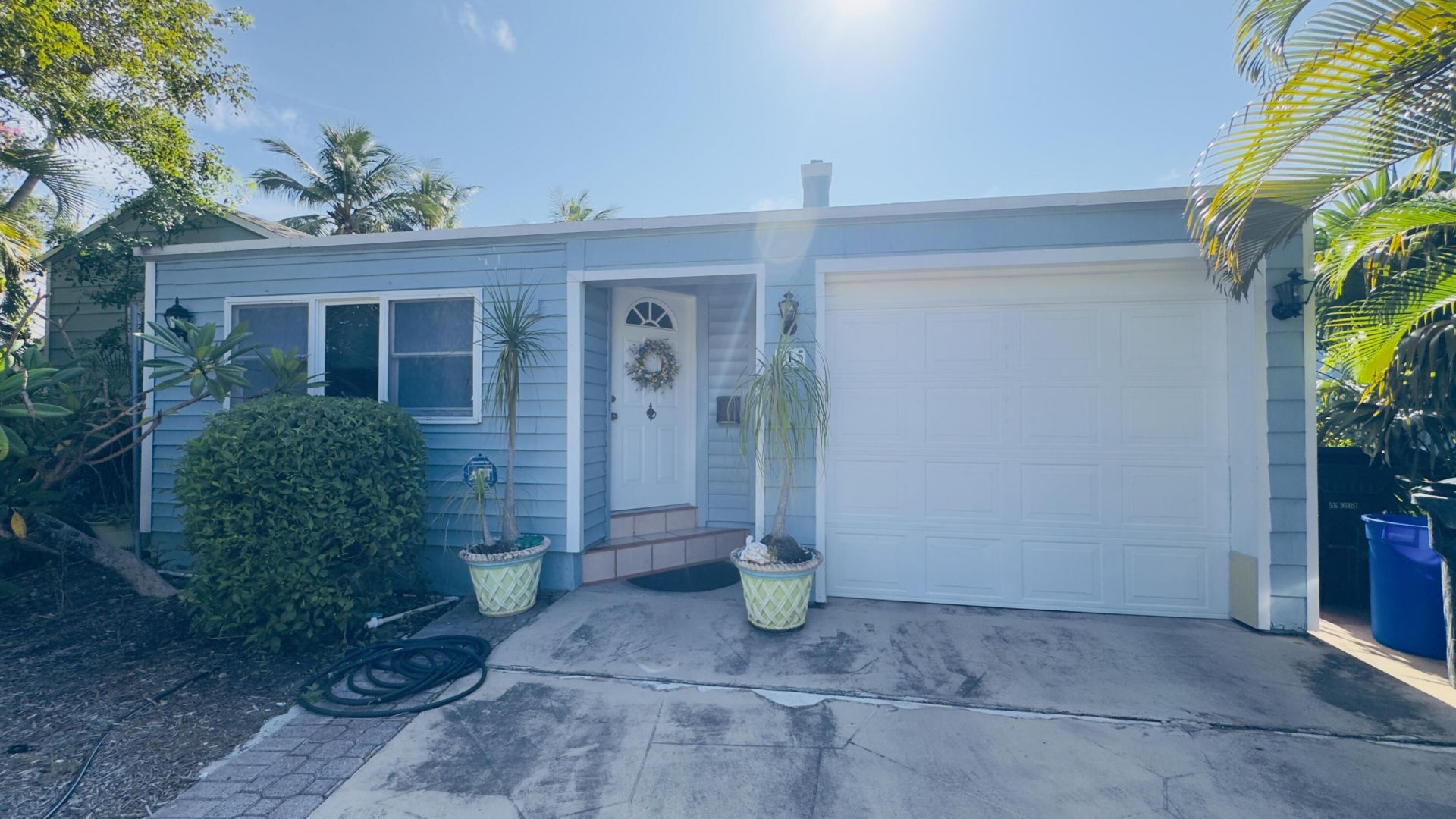 715 N Palmway, Lake Worth Beach, FL 33460 Photo