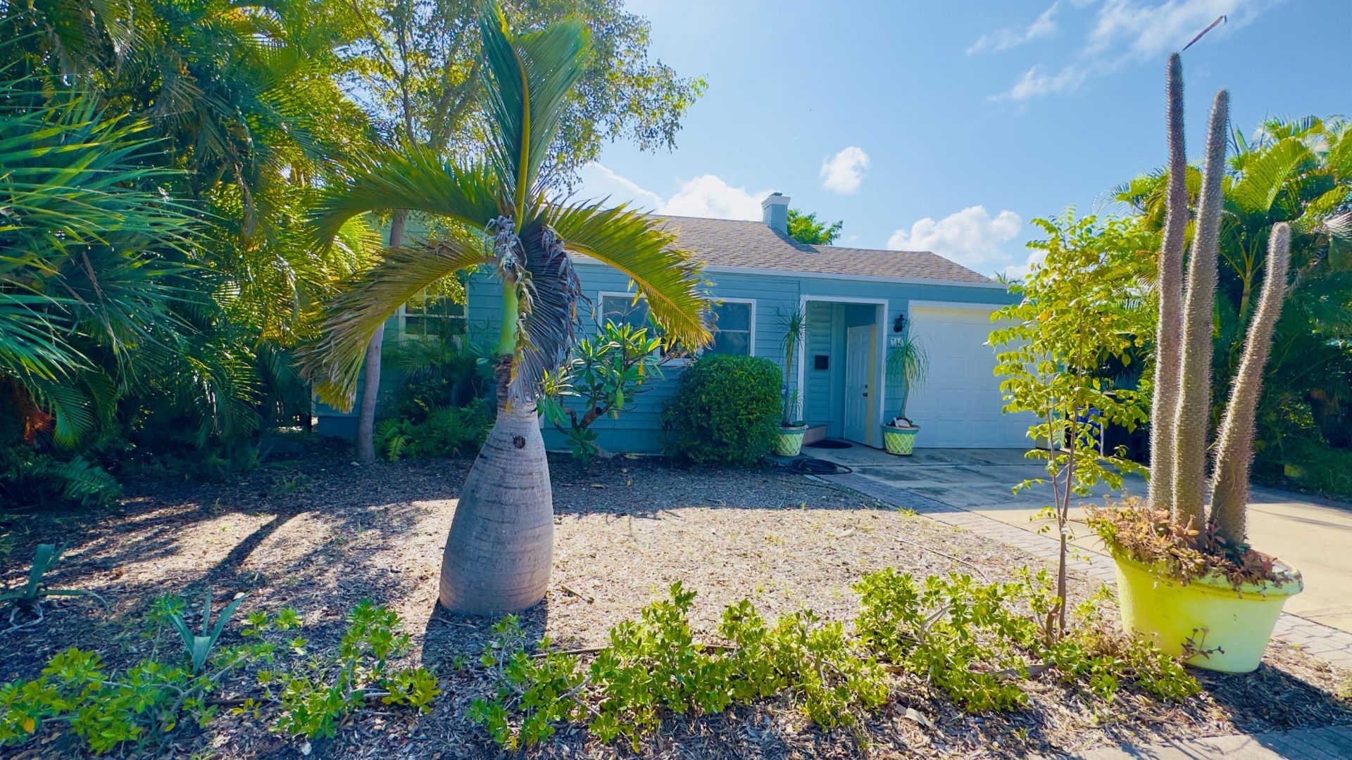 715 N Palmway, Lake Worth Beach, FL 33460 Photo