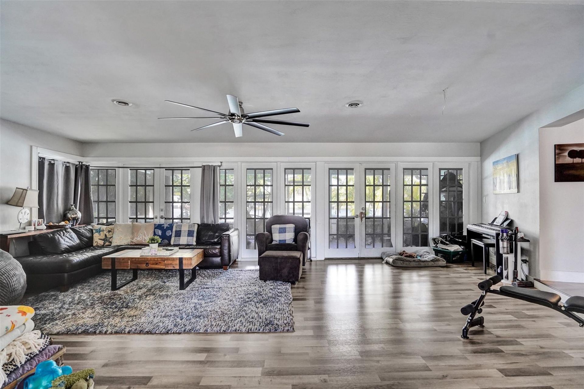 1325 Middle River Drive, Fort Lauderdale, FL 33304 Photo