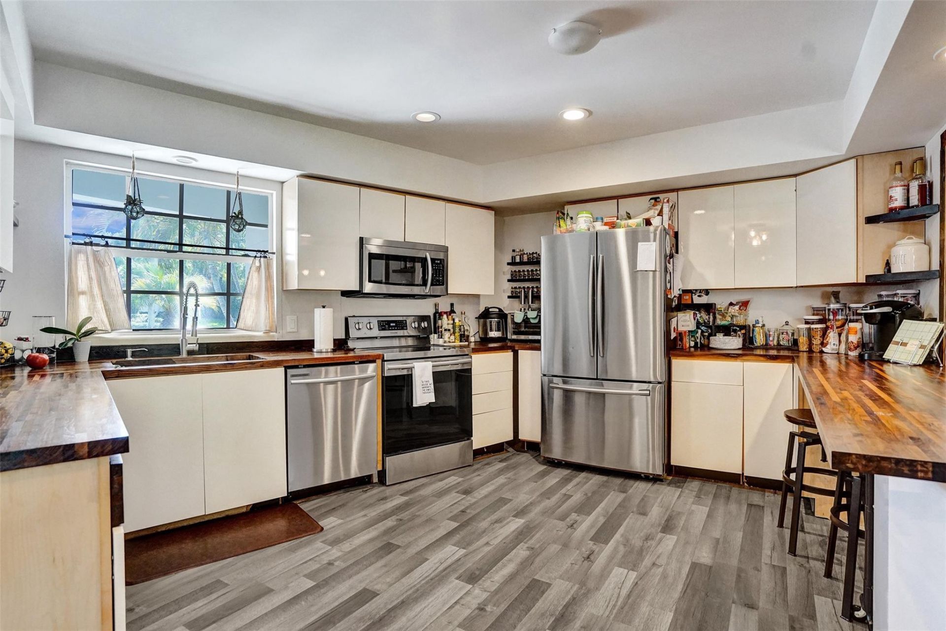 1325 Middle River Drive, Fort Lauderdale, FL 33304 Photo