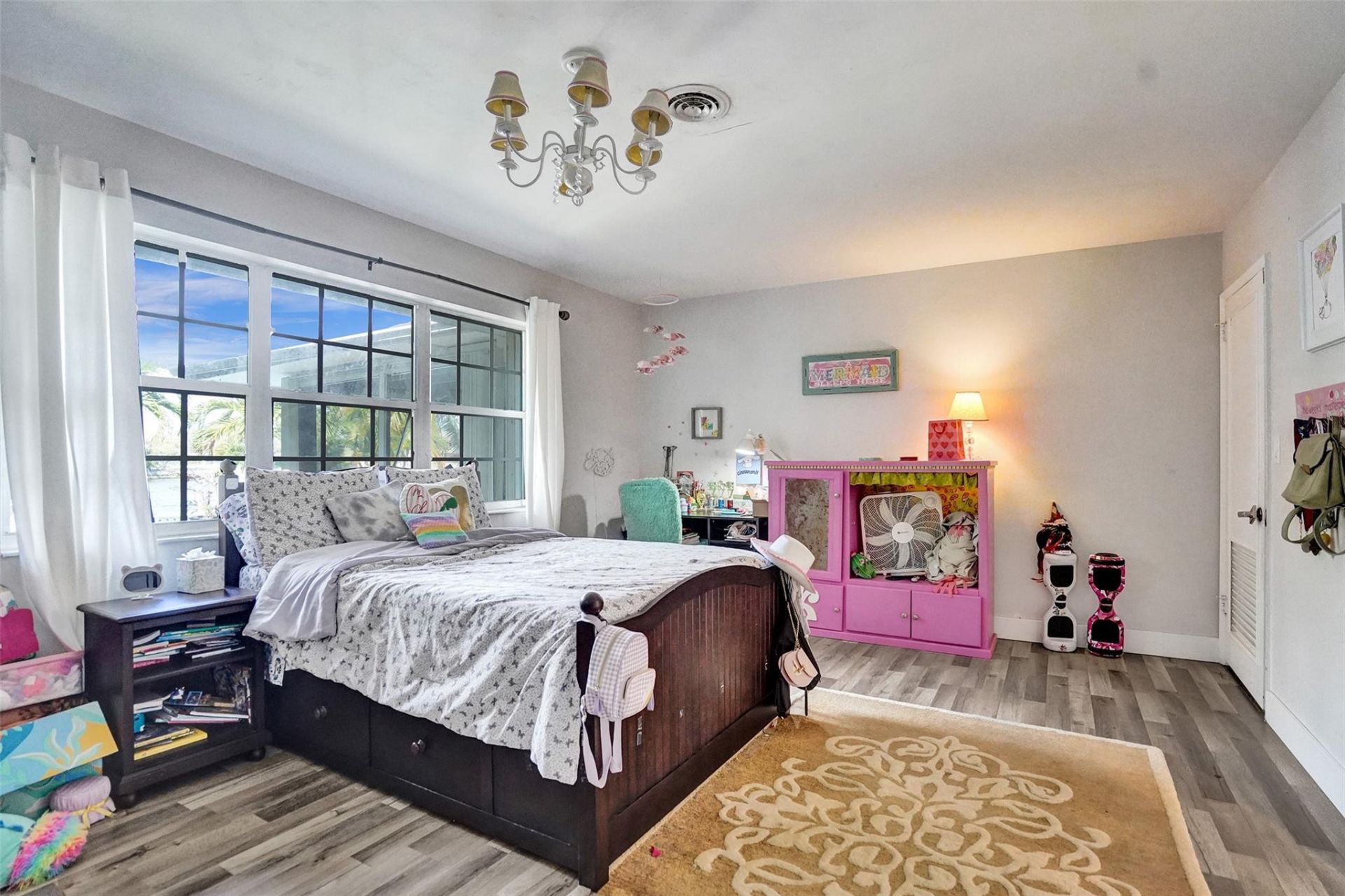 1325 Middle River Drive, Fort Lauderdale, FL 33304 Photo