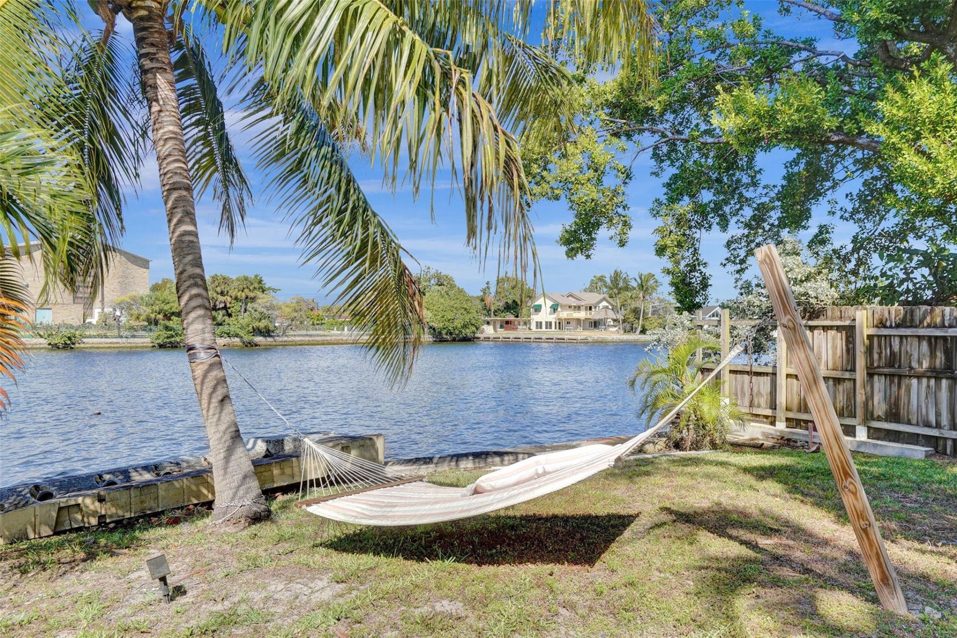 1325 Middle River Drive, Fort Lauderdale, FL 33304 Photo
