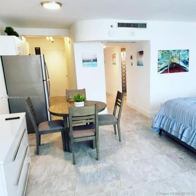 100 Lincoln Road, Unit 707, Miami Beach, FL 33139 Photo