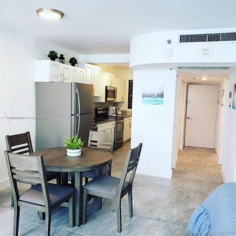 100 Lincoln Road, Unit 707, Miami Beach, FL 33139 Photo