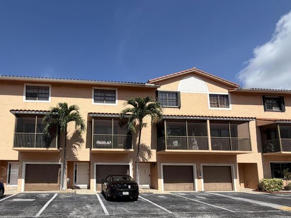 9908 HAMMOCKS Boulevard, Unit 103-42, Miami, FL 33196