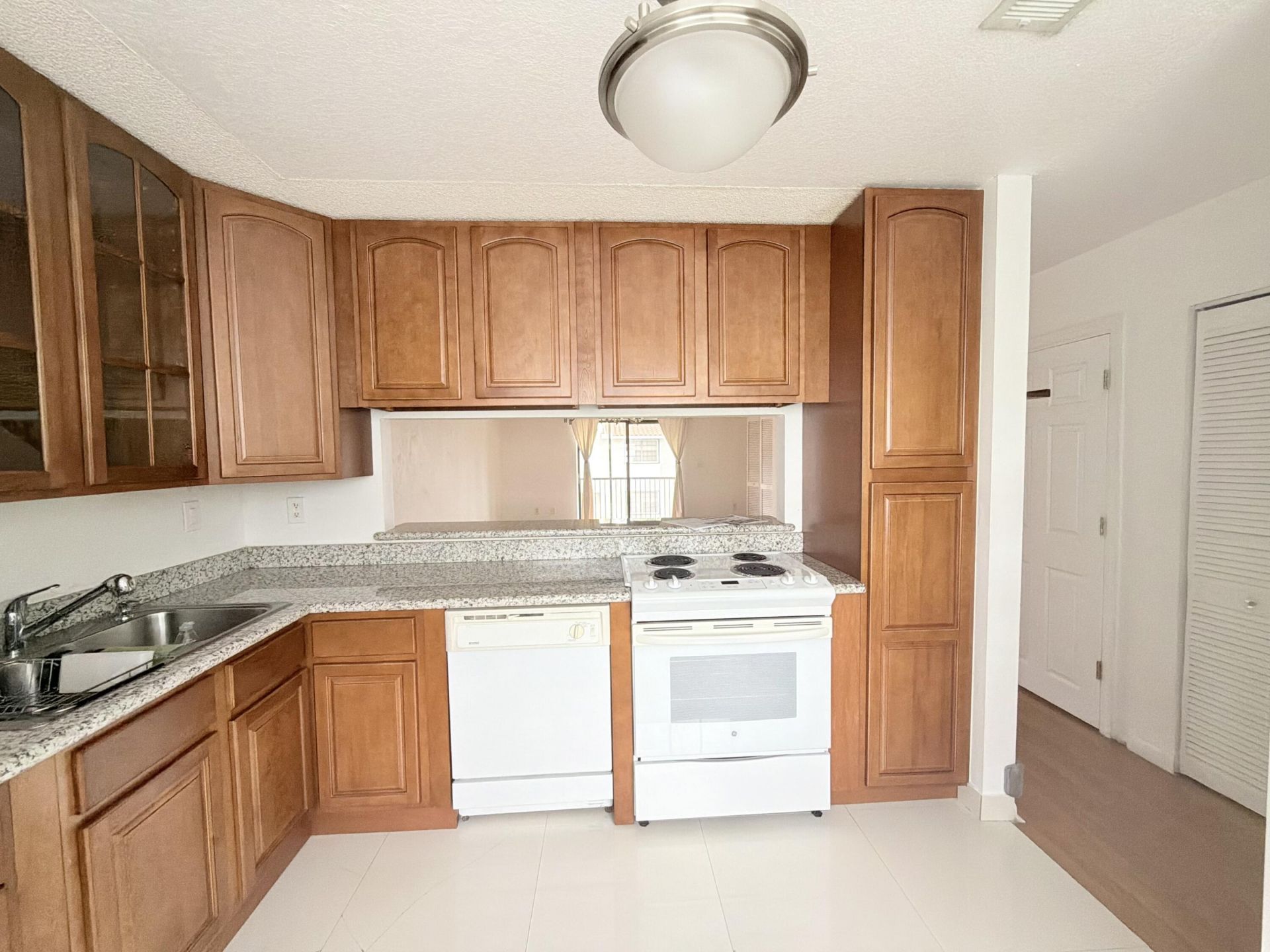 9908 Hammocks Boulevard, Unit 103-42, Miami, FL 33196 Photo
