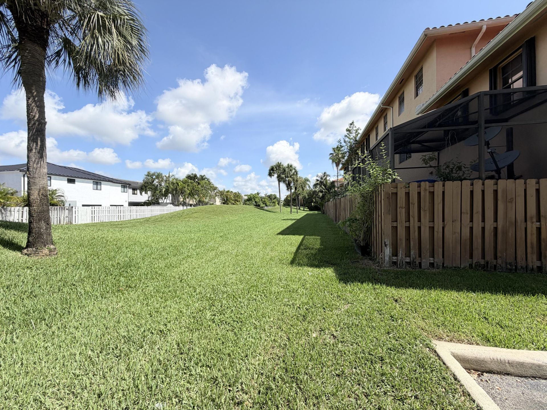 9908 Hammocks Boulevard, Unit 103-42, Miami, FL 33196 Photo