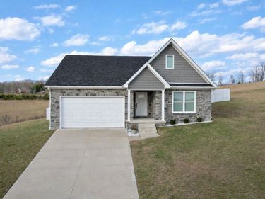 16 Cave Run Court, Morehead, KY 40351