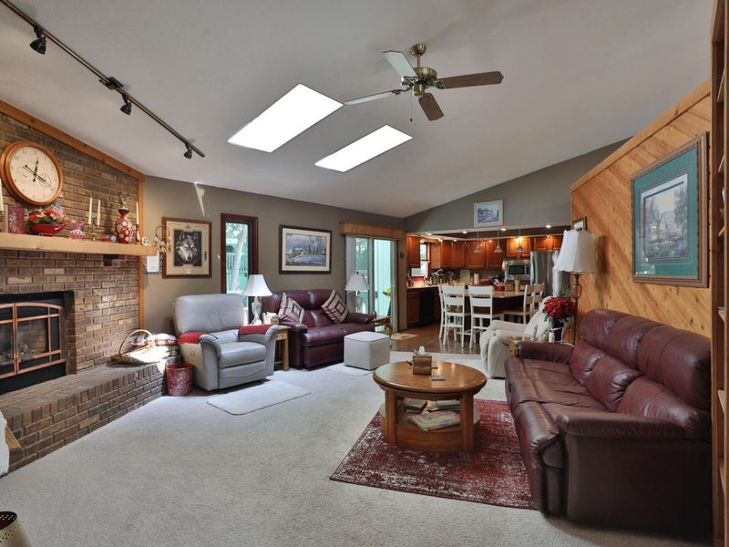 1108 Forest View Court, Westerville, OH 43081 Photo 11