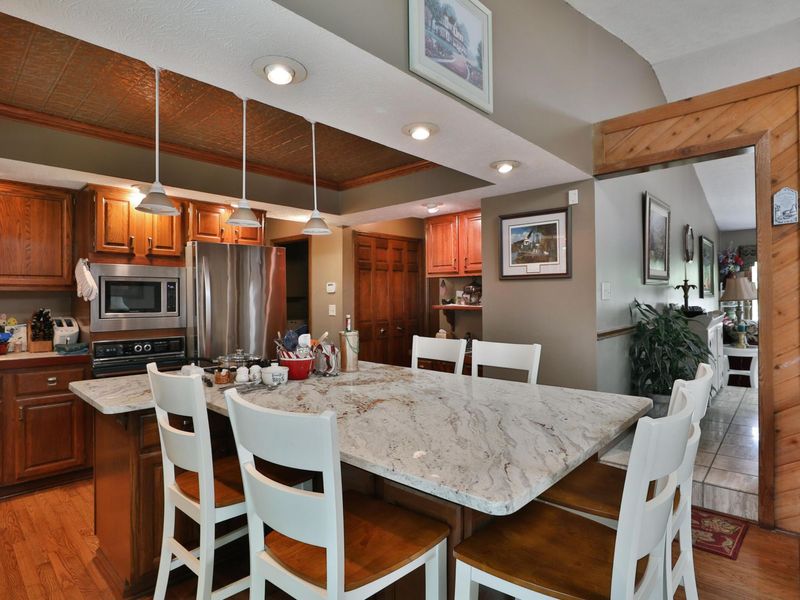 1108 Forest View Court, Westerville, OH 43081 Photo 13