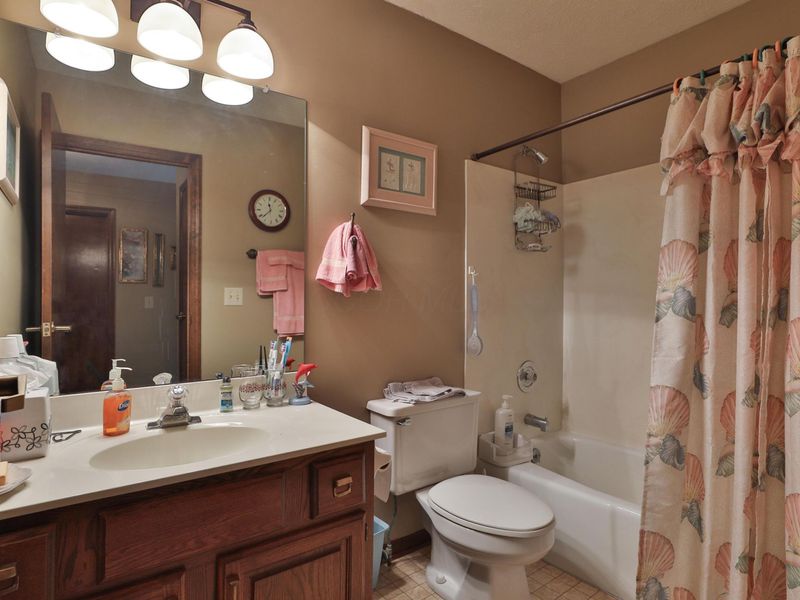 1108 Forest View Court, Westerville, OH 43081 Photo 22