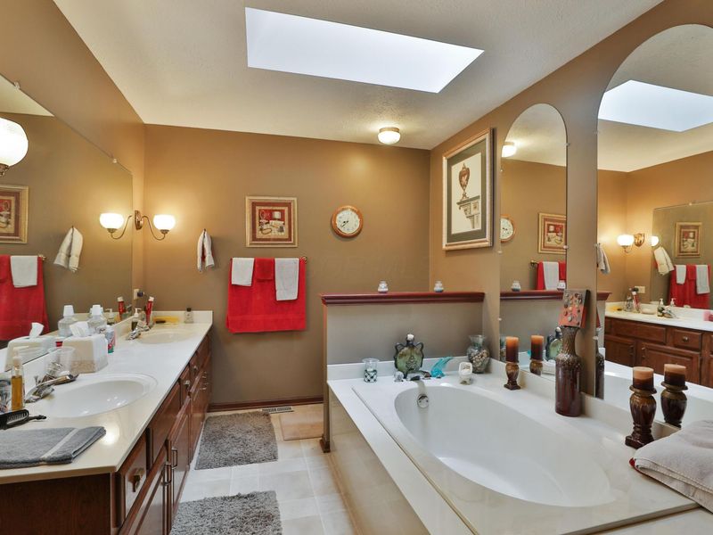 1108 Forest View Court, Westerville, OH 43081 Photo 24