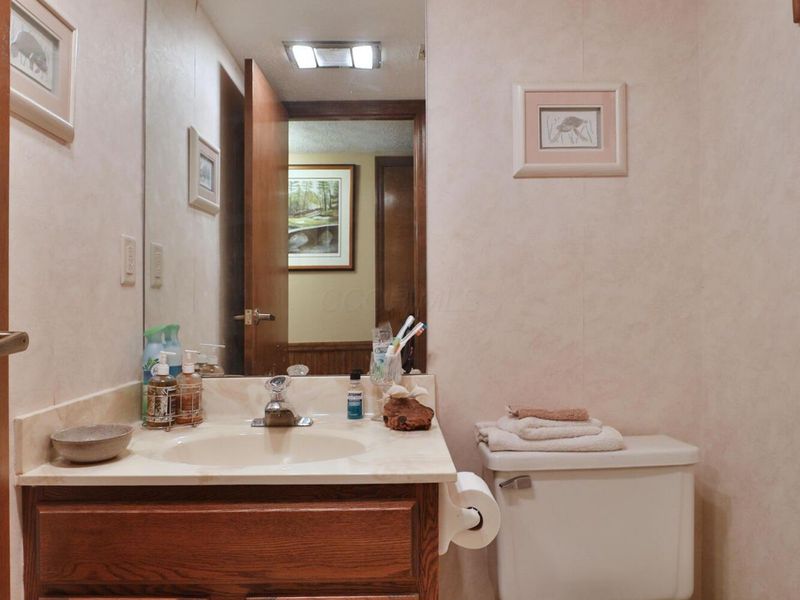 1108 Forest View Court, Westerville, OH 43081 Photo 32