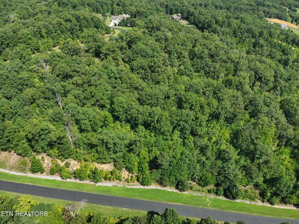 393 W Mountain Drive, Rockwood, TN 37854