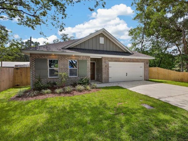 2 19th Street, Niceville, FL 32578