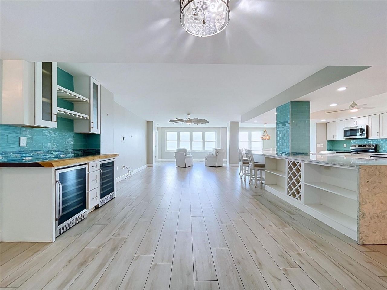5200 Brittany Drive S, Unit 1502, Saint Petersburg, FL 33715 Photo