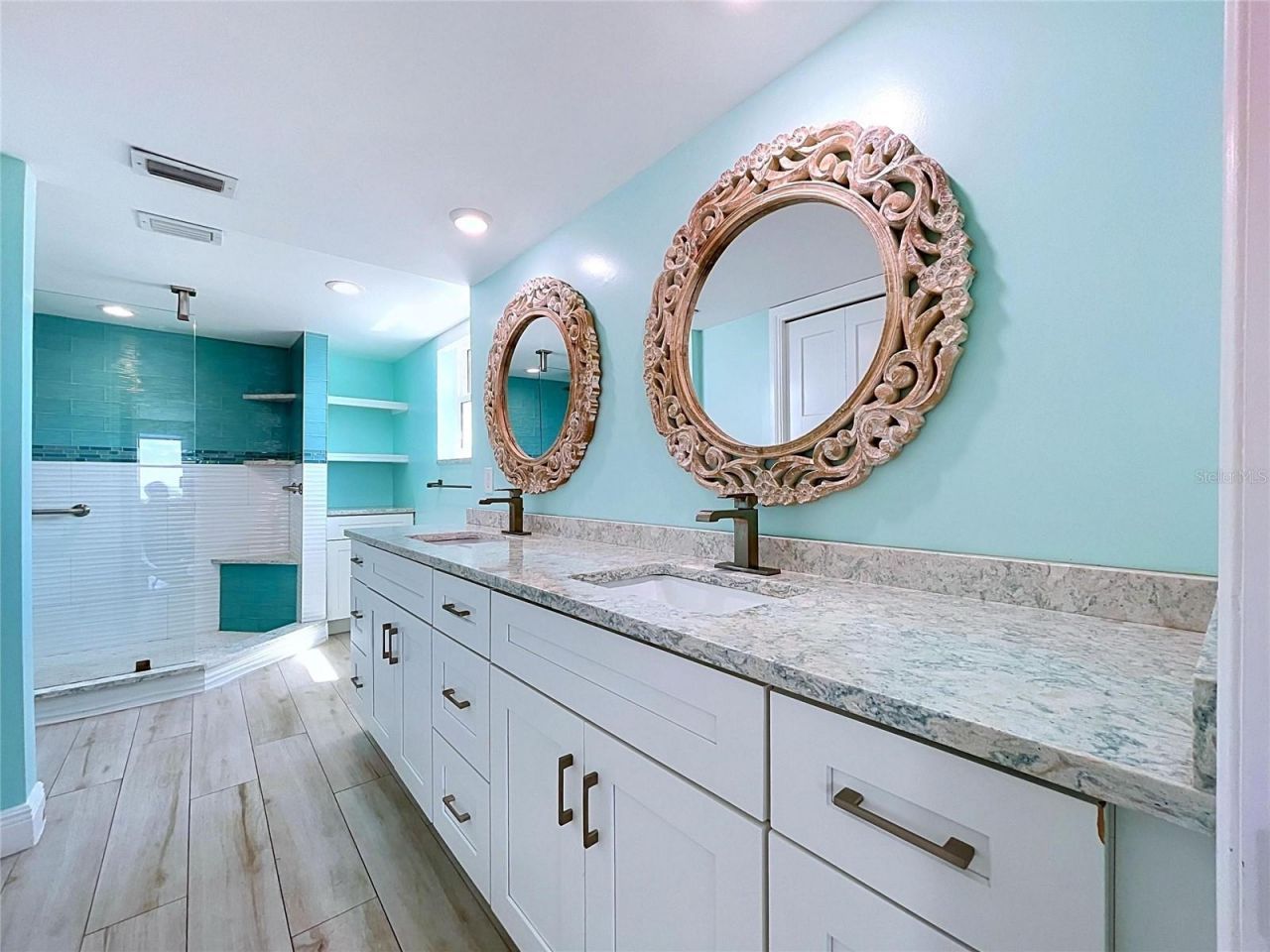 5200 Brittany Drive S, Unit 1502, Saint Petersburg, FL 33715 Photo