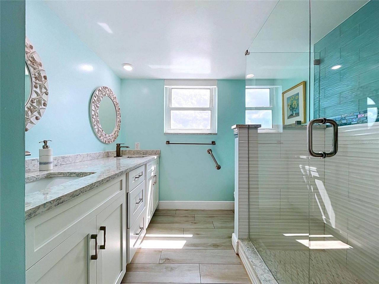 5200 Brittany Drive S, Unit 1502, Saint Petersburg, FL 33715 Photo