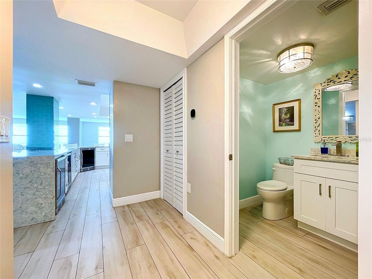 5200 Brittany Drive S, Unit 1502, Saint Petersburg, FL 33715 Photo