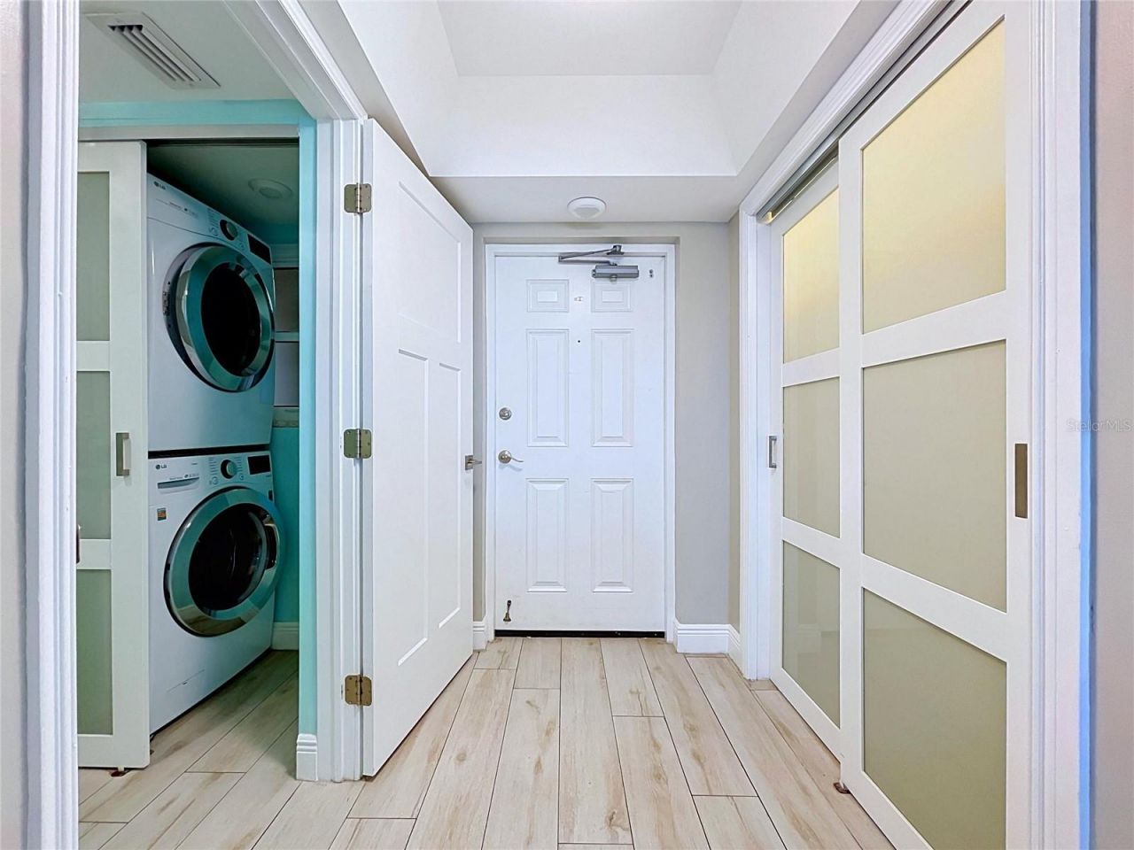5200 Brittany Drive S, Unit 1502, Saint Petersburg, FL 33715 Photo