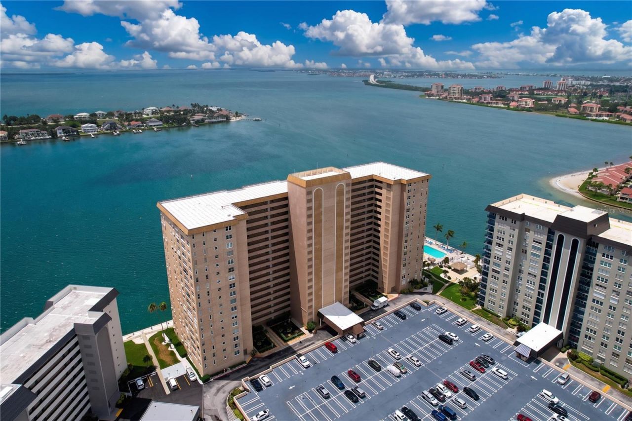 5200 Brittany Drive S, Unit 1502, Saint Petersburg, FL 33715 Photo