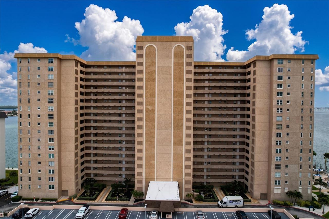 5200 Brittany Drive S, Unit 1502, Saint Petersburg, FL 33715 Photo
