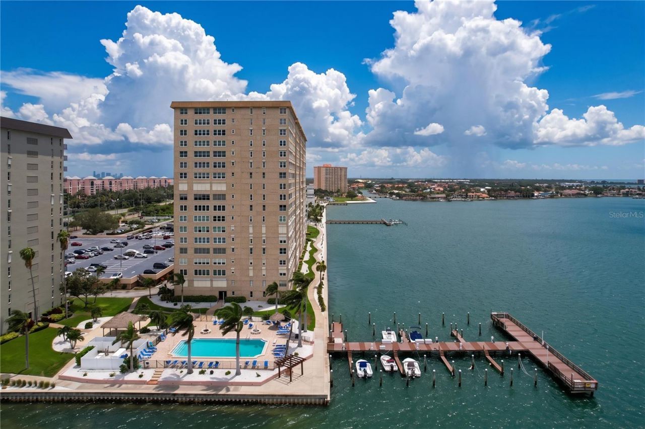 5200 Brittany Drive S, Unit 1502, Saint Petersburg, FL 33715 Photo