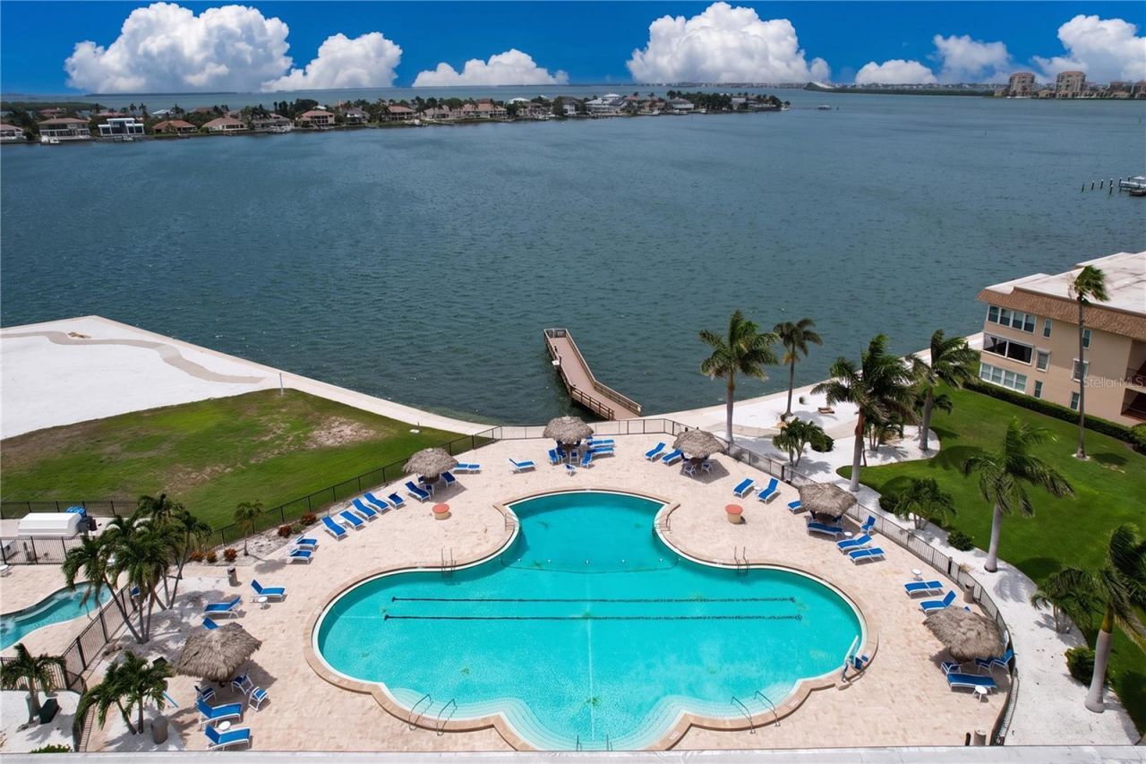 5200 Brittany Drive S, Unit 1502, Saint Petersburg, FL 33715 Photo