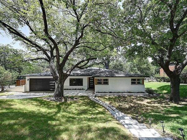 3900 Pelham Road, Fort Worth, TX 76116