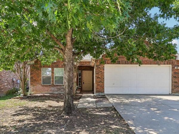 6008 Marsh Rail Drive, Denton, TX 76208