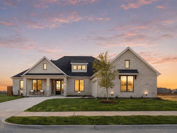 974 Richard Pittmon Drive, DeSoto, TX 75115