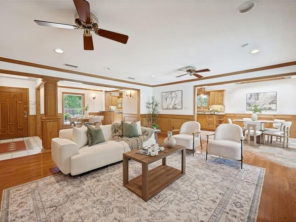 337 Ridgebriar Drive, Richardson, TX 75080
